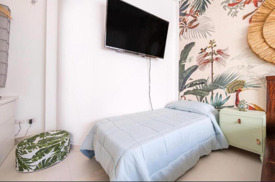 Bed and Breakfast Casa Luce Милаццо Экстерьер фото